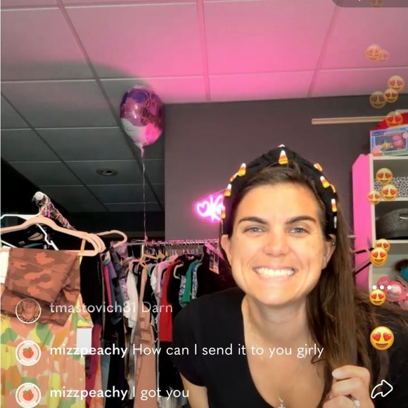 Shows Monday’s& Friday’s 430 🔔Alerts🚨‼️🎀💗Like this post for notifications 📣 - Picture 2 of 16